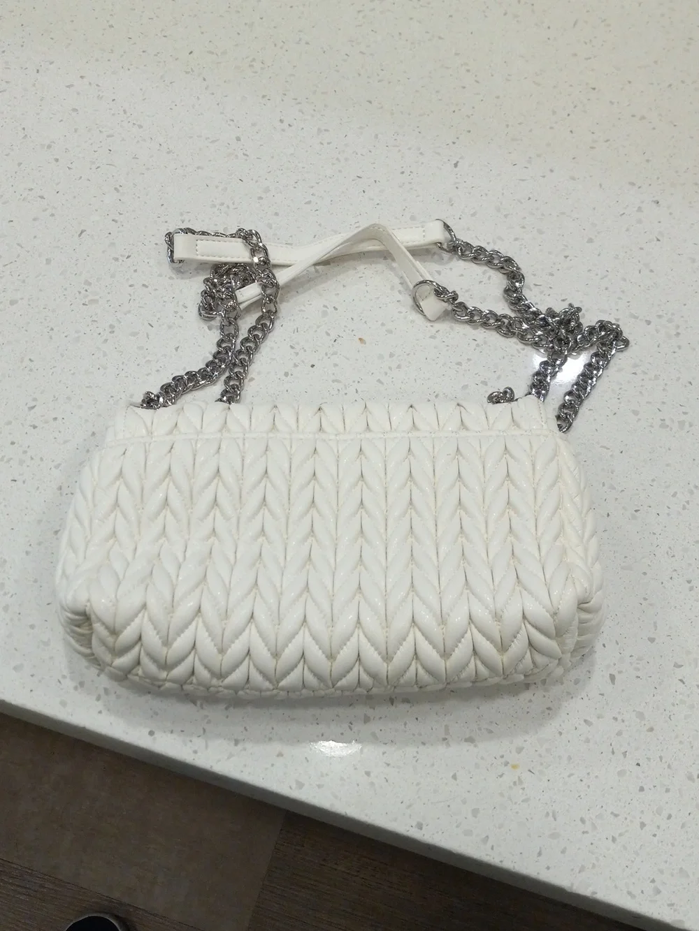 INC Ajae White Quilted Chain Shoulder Crossbody Bag - Picture 5 of 7